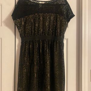 Black lace midi dress